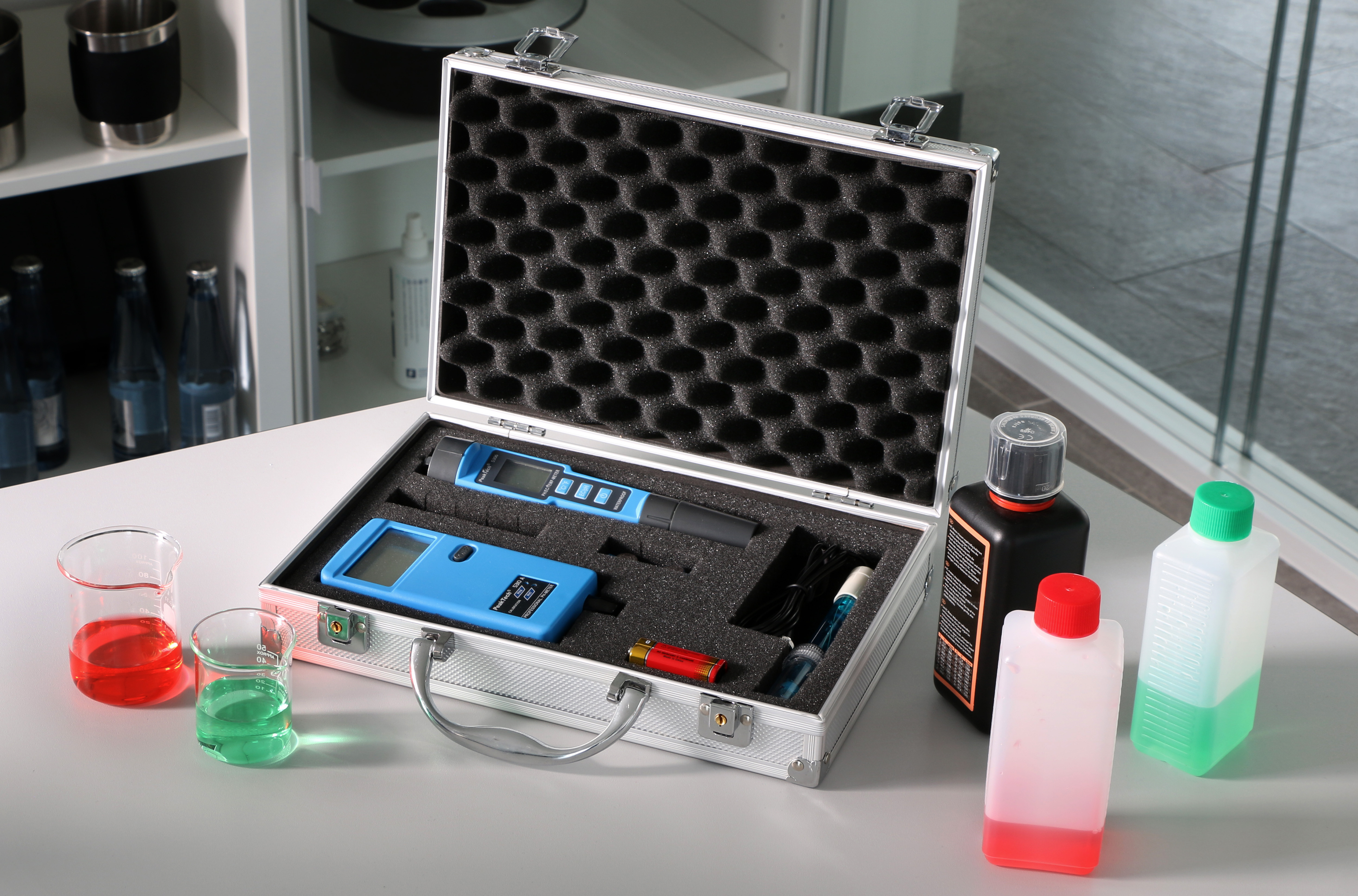«PeakTech® P 7255» Carrying Case for Measurement Instruments