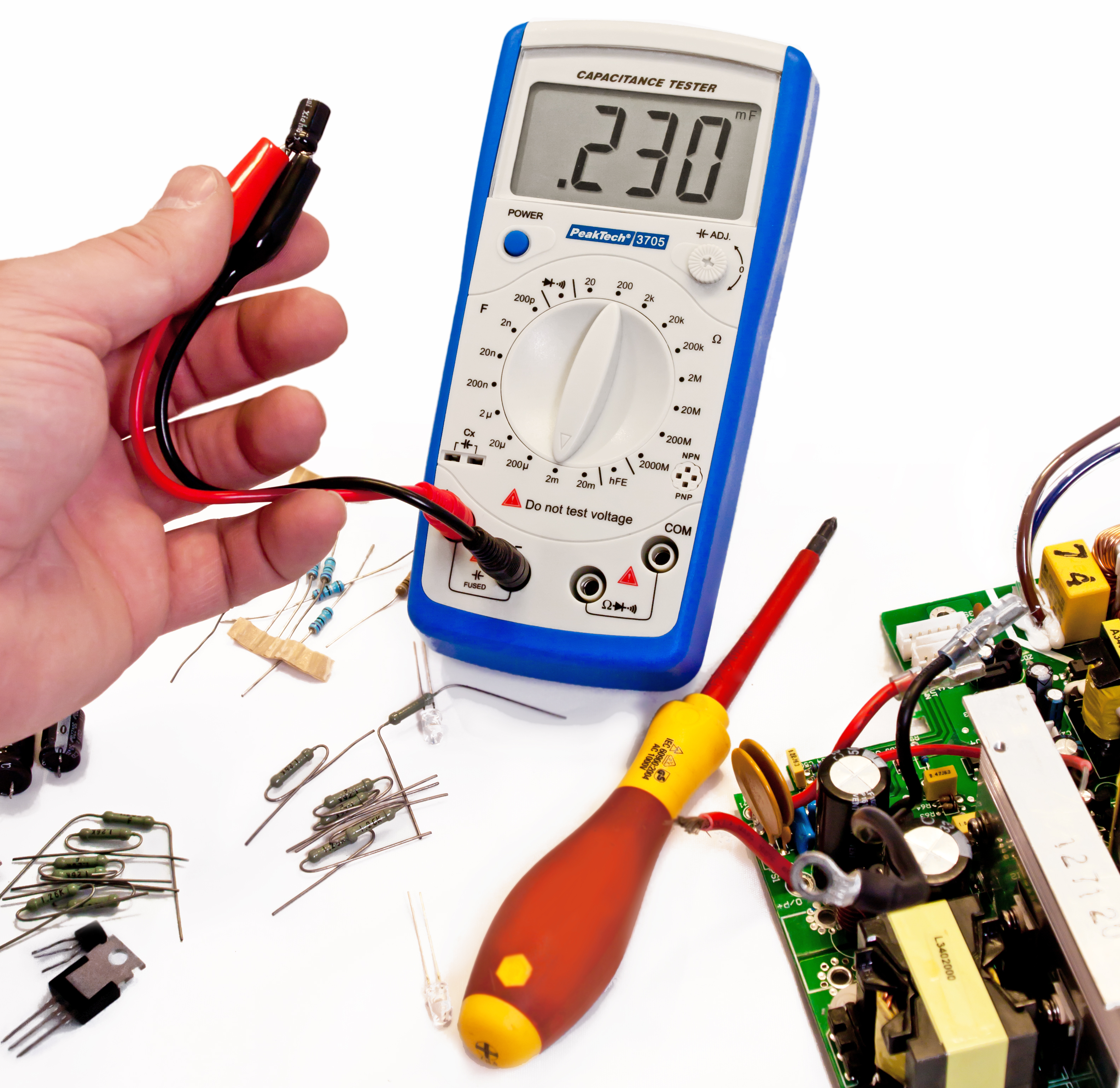 «PeakTech® P 3705» Digital capacitance meter