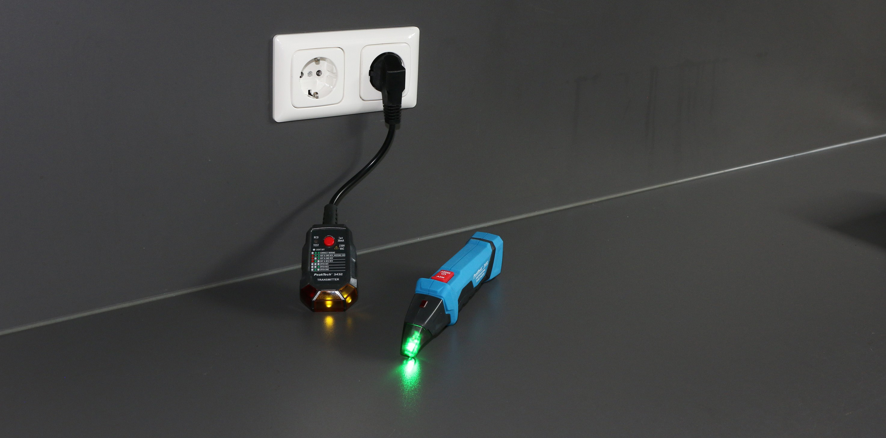 «PeakTech® P 3432» Trovafusibili con tester RCD